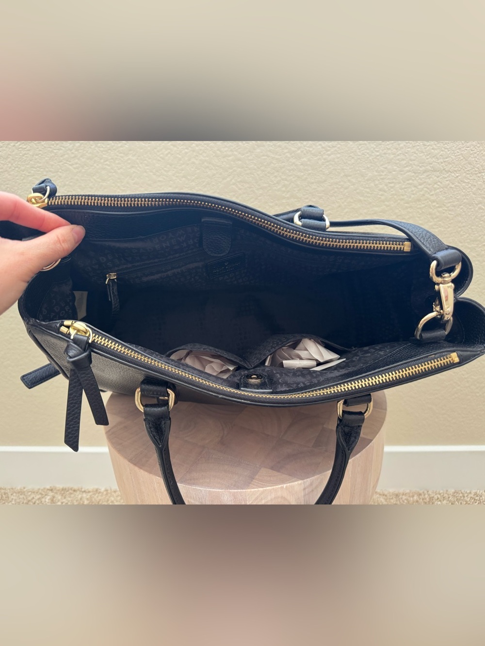 Kate Spade Black Pebble Leather Tote - like new! - Picture 4 of 6